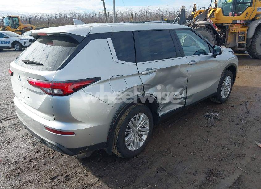 Photo 4 of 2024 Mitsubishi Outlander ES 2.5 S-AWC (VIN JA4J4UA88RZ038521)