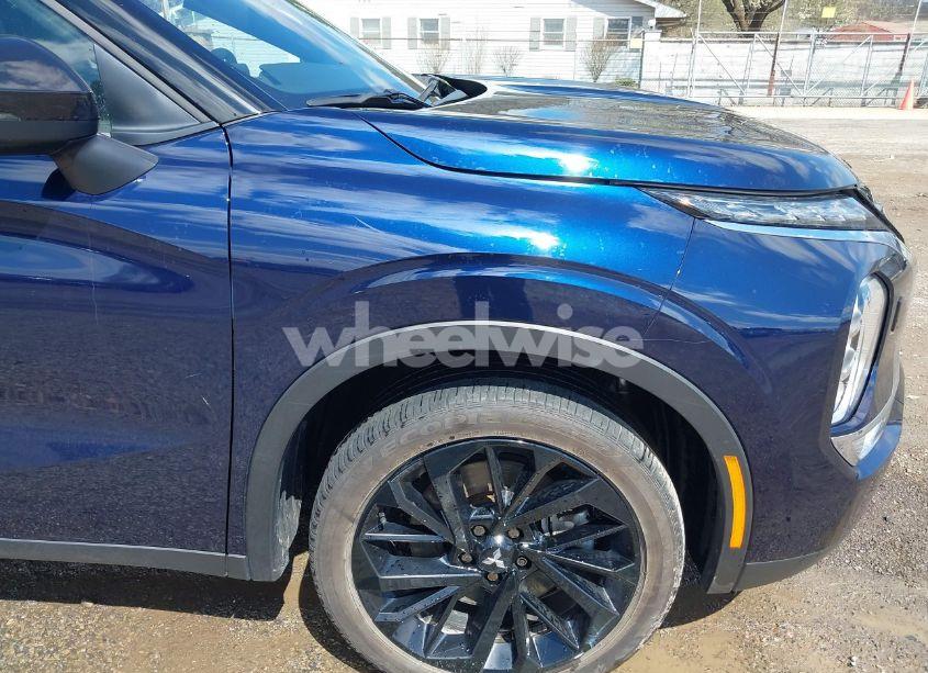 Photo 18 of 2022 Mitsubishi Outlander BLACK EDITION S-AWC (VIN JA4J4UA89NZ077502)