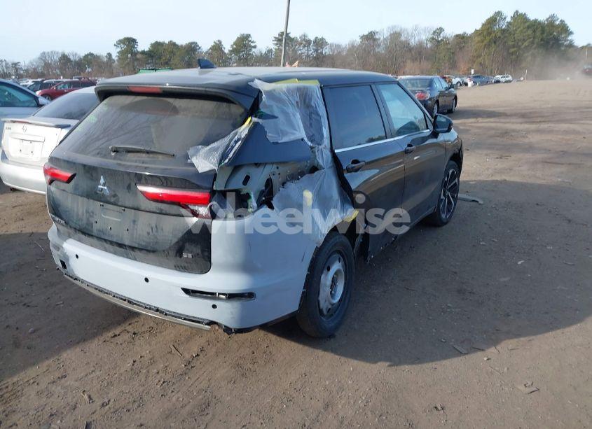 Photo 4 of 2022 Mitsubishi Outlander BLACK EDITION S-AWC/SE 2.5 S-AWC/SE LAUNCH EDITION S-AWC (VIN JA4J4UA8XNZ009760)