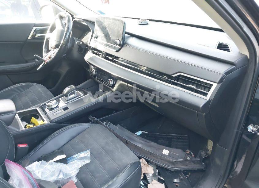 Photo 5 of 2022 Mitsubishi Outlander BLACK EDITION S-AWC/SE 2.5 S-AWC/SE LAUNCH EDITION S-AWC (VIN JA4J4UA8XNZ009760)