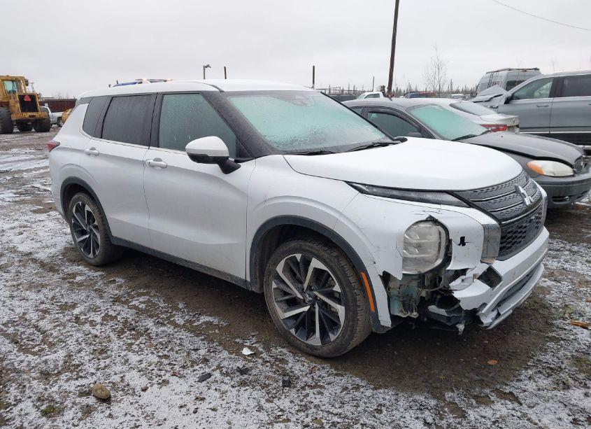 2022 Mitsubishi Outlander SE 2.5 (VIN JA4J4UA8XNZ064726) main photo