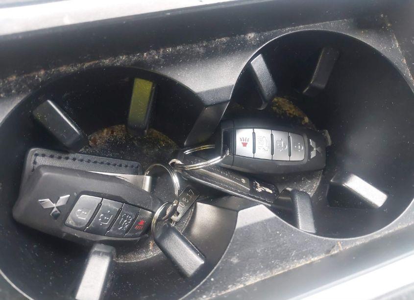 Photo 11 of 2023 Mitsubishi Outlander SE BLACK EDITION (VIN JA4J4UA8XPZ024259)