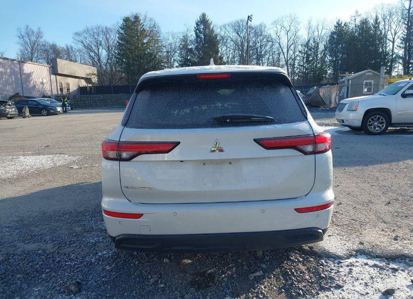 Photo 16 of 2023 Mitsubishi Outlander SE BLACK EDITION (VIN JA4J4UA8XPZ024259)