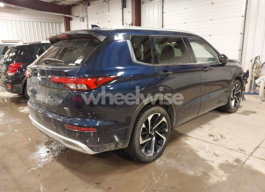 Photo 4 of 2022 Mitsubishi Outlander SEL 2.5 S-AWC/SEL LAUNCH EDITION S-AWC/SEL SPECIAL EDITION S-AWC (VIN JA4J4VA80NZ008137)