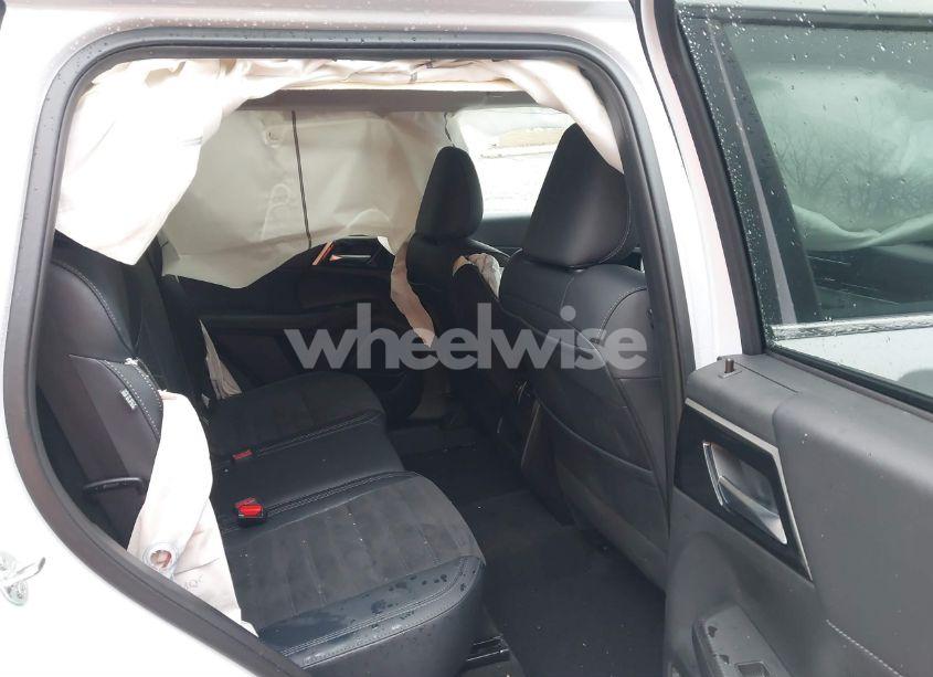 Photo 8 of 2024 Mitsubishi Outlander SE 2.5 S-AWC (VIN JA4J4VA80RZ047767)