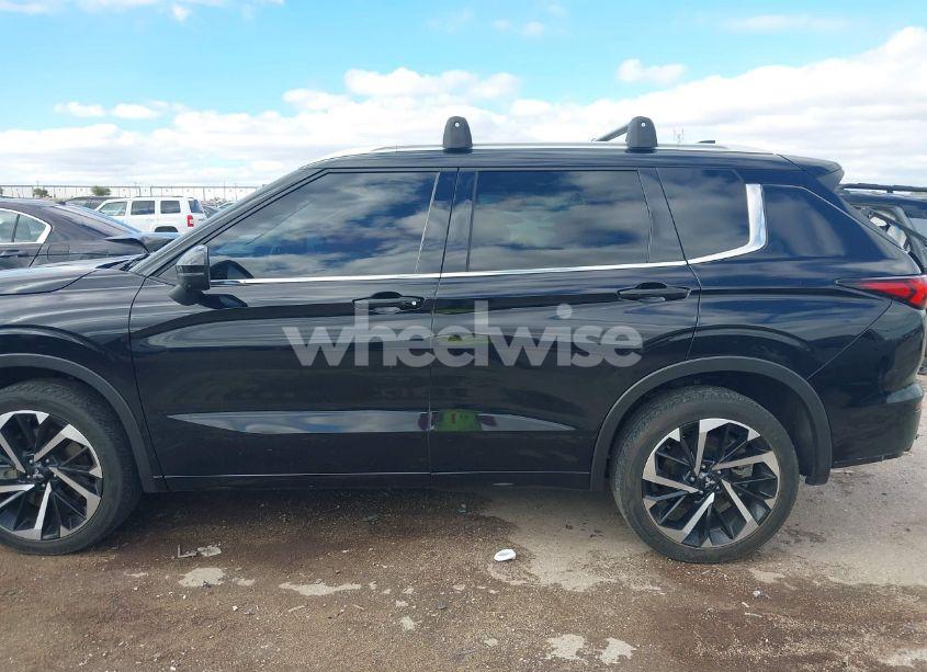 Photo 14 of 2022 Mitsubishi Outlander SEL 2.5 /SEL LAUNCH EDITION /SEL SPECIAL EDITION (VIN JA4J4VA81NZ037405)