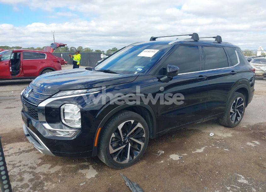 Photo 2 of 2022 Mitsubishi Outlander SEL 2.5 /SEL LAUNCH EDITION /SEL SPECIAL EDITION (VIN JA4J4VA81NZ037405)