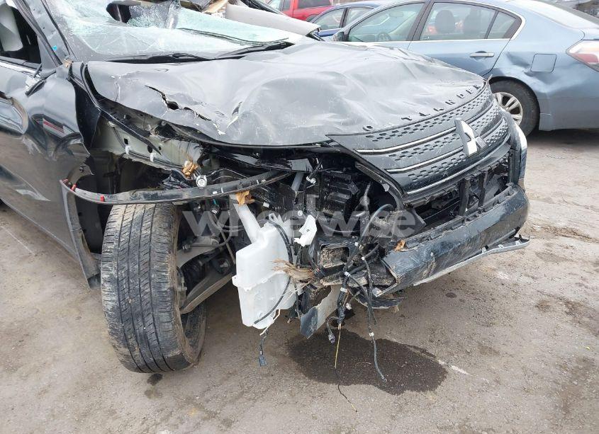 Photo 13 of 2024 Mitsubishi Outlander SE 2.5 (VIN JA4J4VA81RZ032789)