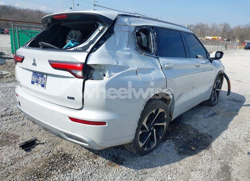 Photo 4 of 2022 Mitsubishi Outlander SEL SPECIAL EDITION (VIN JA4J4VA82NZ077220)