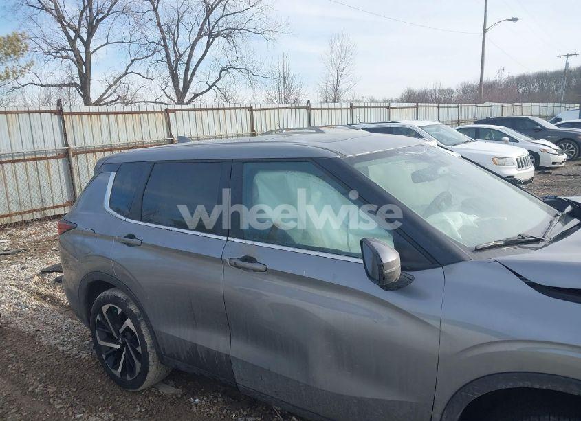 Photo 13 of 2024 Mitsubishi Outlander SE 2.5 S-AWC (VIN JA4J4VA82RZ007920)