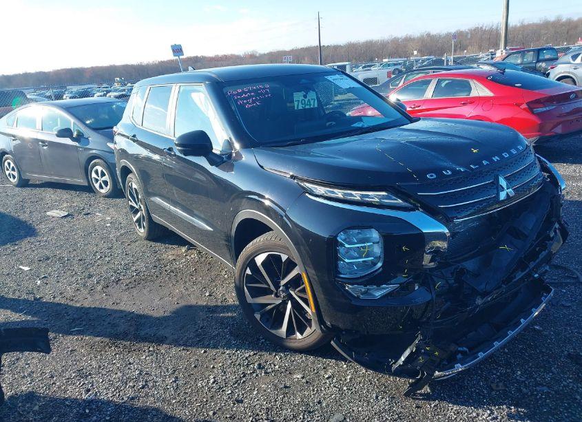 2024 Mitsubishi Outlander SE 2.5 (VIN JA4J4VA82RZ018660) main photo