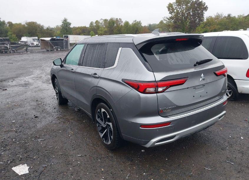 Photo 3 of 2022 Mitsubishi Outlander SEL 2.5 S-AWC/SEL LAUNCH EDITION S-AWC/SEL SPECIAL EDITION S-AWC (VIN JA4J4VA83NZ008908)