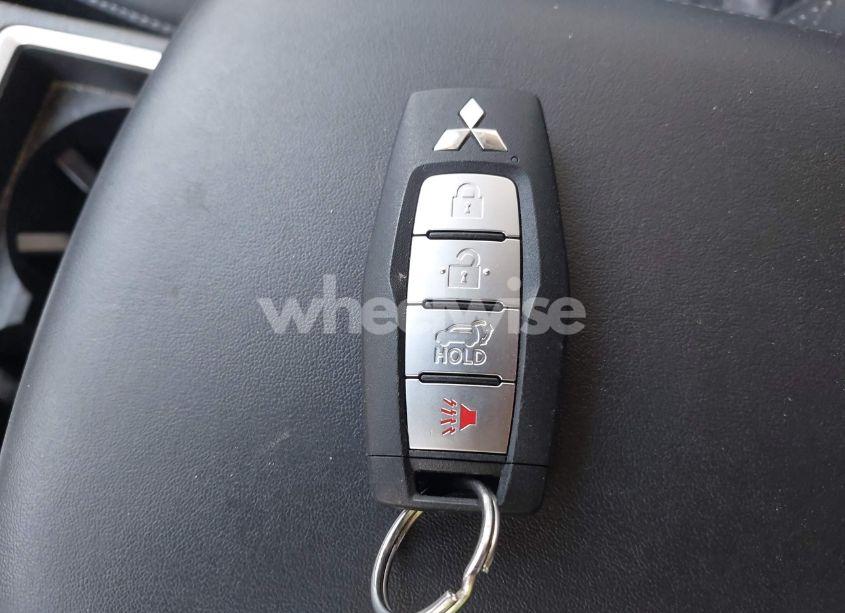 Photo 11 of 2022 Mitsubishi Outlander (VIN JA4J4VA83NZ073287)