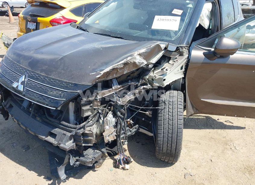 Photo 6 of 2022 Mitsubishi Outlander (VIN JA4J4VA83NZ073287)