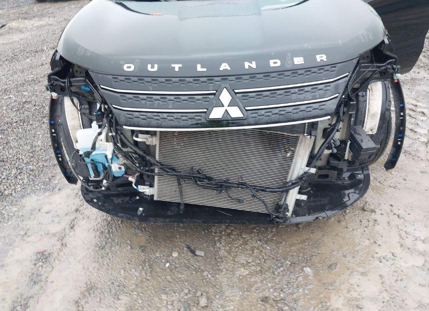 Photo 6 of 2023 Mitsubishi Outlander (VIN JA4J4VA83PZ019765)