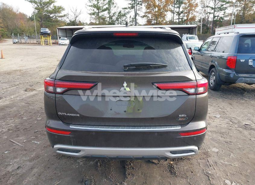 Photo 16 of 2023 Mitsubishi Outlander SEL 2.5 (VIN JA4J4VA84PZ040429)