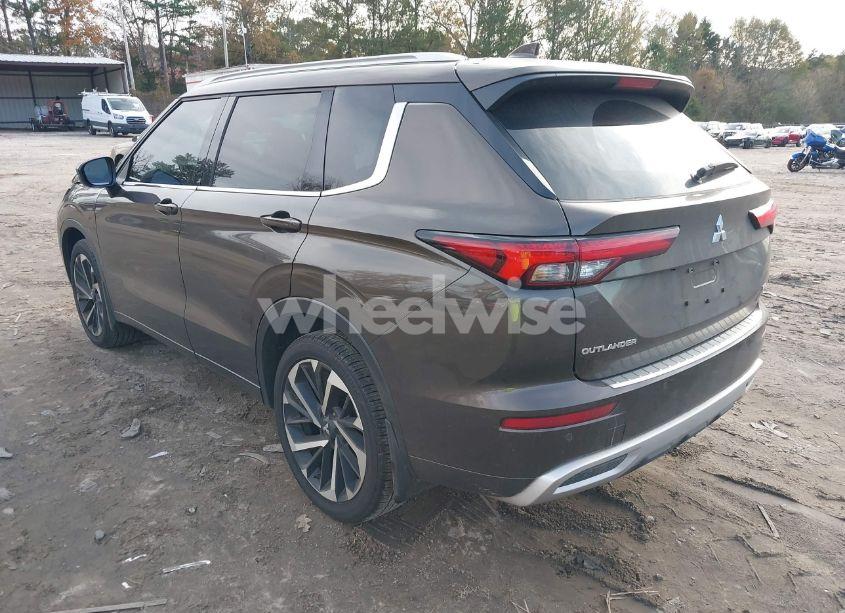 Photo 3 of 2023 Mitsubishi Outlander SEL 2.5 (VIN JA4J4VA84PZ040429)