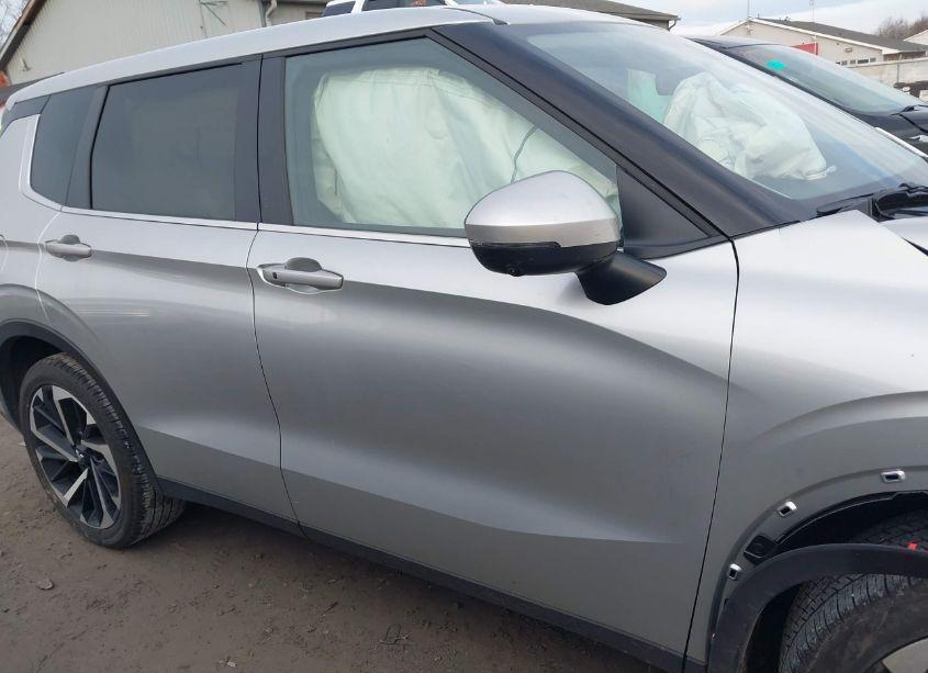 Photo 13 of 2024 Mitsubishi Outlander SE 2.5 /SE BLACK EDITION /SE BLACK EDITION W/PANO ROOF /SE RALLIART (VIN JA4J4VA84RZ023911)