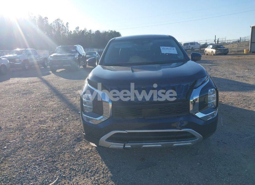 Photo 12 of 2024 Mitsubishi Outlander SE 2.5 S-AWC/SE BLACK EDITION S-AWC/SE BLACK EDITION W/PANO ROOF/SE RALLIART S-AWC (VIN JA4J4VA84RZ031832)