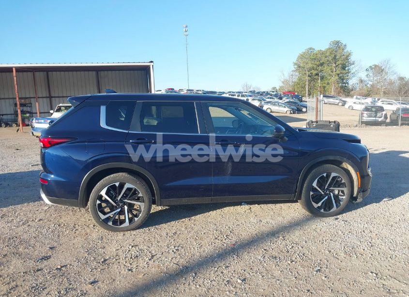 Photo 13 of 2024 Mitsubishi Outlander SE 2.5 S-AWC/SE BLACK EDITION S-AWC/SE BLACK EDITION W/PANO ROOF/SE RALLIART S-AWC (VIN JA4J4VA84RZ031832)