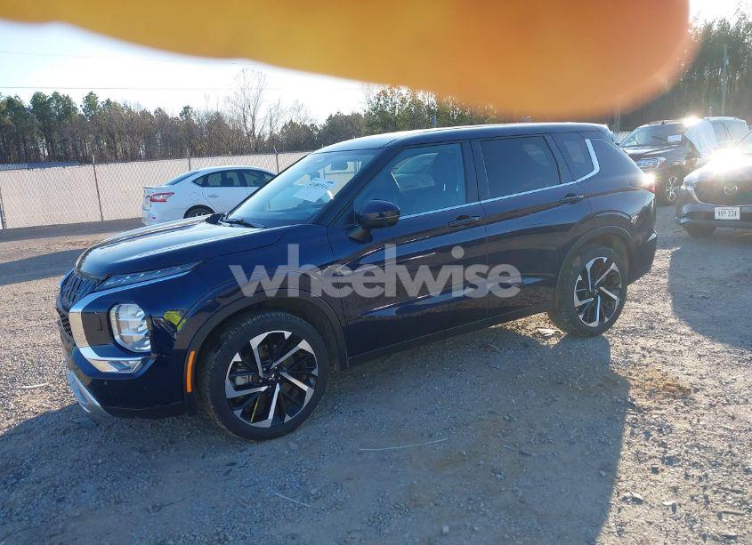 Photo 2 of 2024 Mitsubishi Outlander SE 2.5 S-AWC/SE BLACK EDITION S-AWC/SE BLACK EDITION W/PANO ROOF/SE RALLIART S-AWC (VIN JA4J4VA84RZ031832)