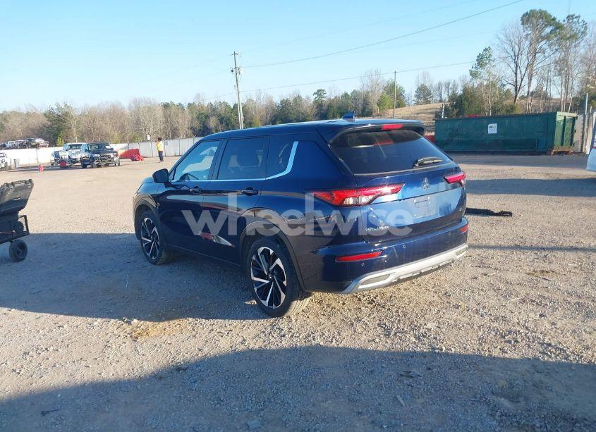 Photo 3 of 2024 Mitsubishi Outlander SE 2.5 S-AWC/SE BLACK EDITION S-AWC/SE BLACK EDITION W/PANO ROOF/SE RALLIART S-AWC (VIN JA4J4VA84RZ031832)