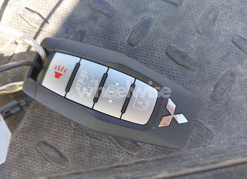 Photo 11 of 2024 Mitsubishi Outlander SE 2.5 S-AWC/SE BLACK EDITION S-AWC/SE BLACK EDITION W/PANO ROOF/SE RALLIART S-AWC (VIN JA4J4VA84RZ075202)