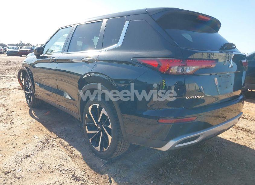 Photo 3 of 2024 Mitsubishi Outlander SE 2.5 S-AWC/SE BLACK EDITION S-AWC/SE BLACK EDITION W/PANO ROOF/SE RALLIART S-AWC (VIN JA4J4VA84RZ075202)