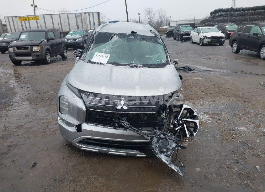 Photo 12 of 2022 Mitsubishi Outlander SEL 2.5 S-AWC/SEL LAUNCH EDITION S-AWC/SEL SPECIAL EDITION S-AWC (VIN JA4J4VA85NZ009235)