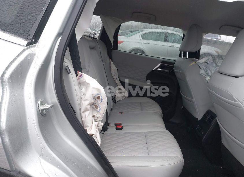 Photo 8 of 2022 Mitsubishi Outlander SEL 2.5 S-AWC/SEL LAUNCH EDITION S-AWC/SEL SPECIAL EDITION S-AWC (VIN JA4J4VA85NZ009235)