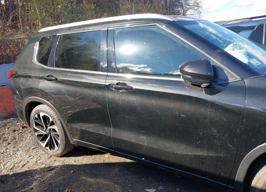 Photo 13 of 2022 Mitsubishi Outlander SEL SPECIAL EDITION (VIN JA4J4VA85NZ061173)