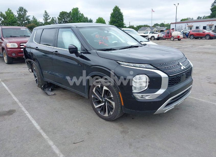 2024 Mitsubishi Outlander SE 2.5 S-AWC/SE BLACK EDITION S-AWC/SE BLACK EDITION W/PANO ROOF S-AWC/SE RALLIART S-AWC (VIN JA4J4VA86RZ039124) main photo