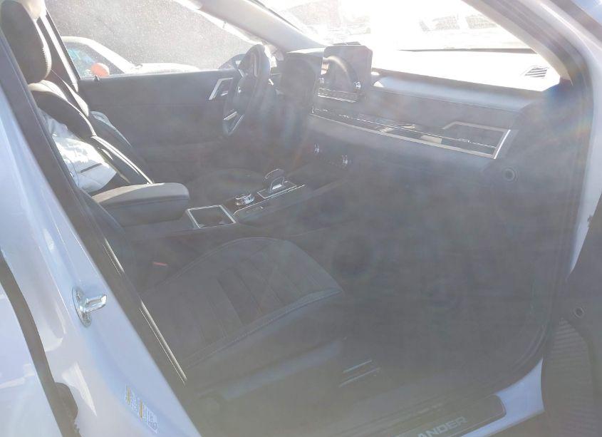 Photo 5 of 2024 Mitsubishi Outlander SE 2.5 (VIN JA4J4VA86RZ039737)