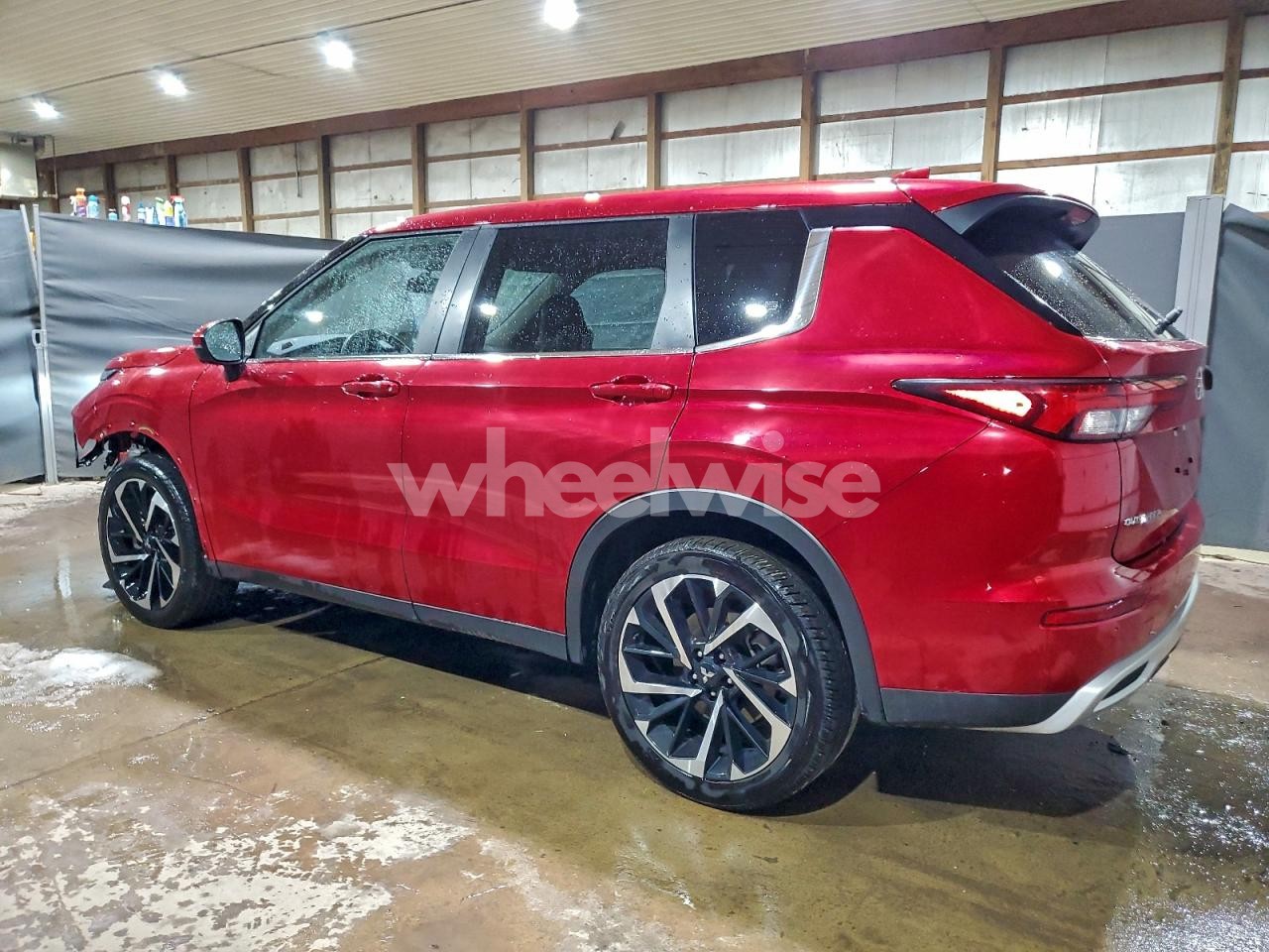 Photo 2 of 2024 MITSUBISHI OUTLANDER SE (VIN JA4J4VA86RZ068073)