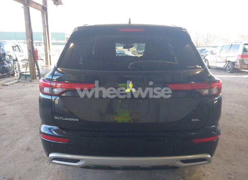 Photo 17 of 2022 Mitsubishi Outlander SEL 2.5 /SEL LAUNCH EDITION /SEL SPECIAL EDITION (VIN JA4J4VA87NZ029759)