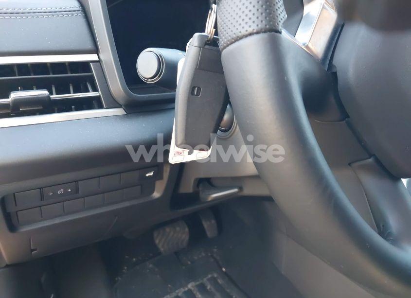 Photo 11 of 2024 Mitsubishi Outlander SE 2.5 S-AWC (VIN JA4J4VA87RZ018640)