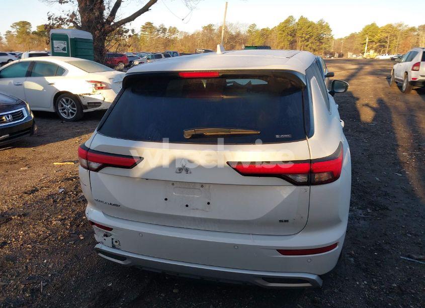 Photo 16 of 2024 Mitsubishi Outlander SE 2.5 S-AWC (VIN JA4J4VA87RZ018640)