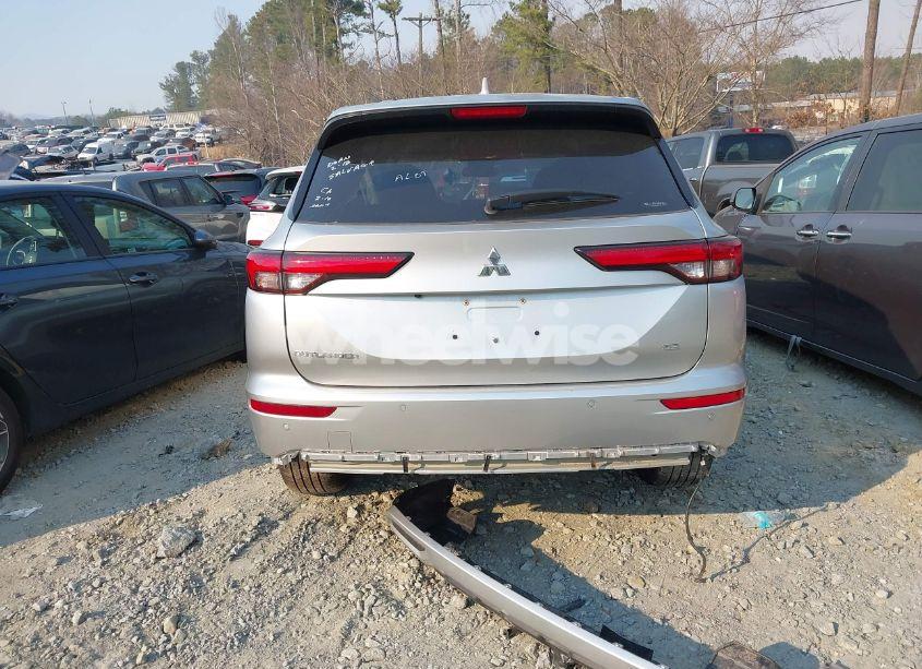 Photo 17 of 2024 Mitsubishi Outlander SE 2.5 S-AWC/SE BLACK EDITION S-AWC/SE BLACK EDITION W/PANO ROOF/SE RALLIART S-AWC (VIN JA4J4VA87RZ085920)