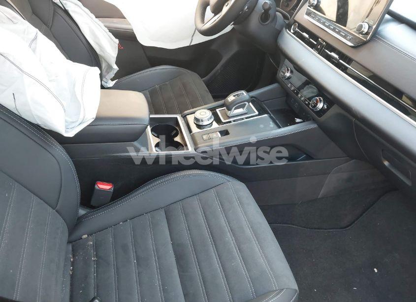 Photo 5 of 2024 Mitsubishi Outlander SE 2.5 S-AWC/SE BLACK EDITION S-AWC/SE BLACK EDITION W/PANO ROOF/SE RALLIART S-AWC (VIN JA4J4VA87RZ085920)