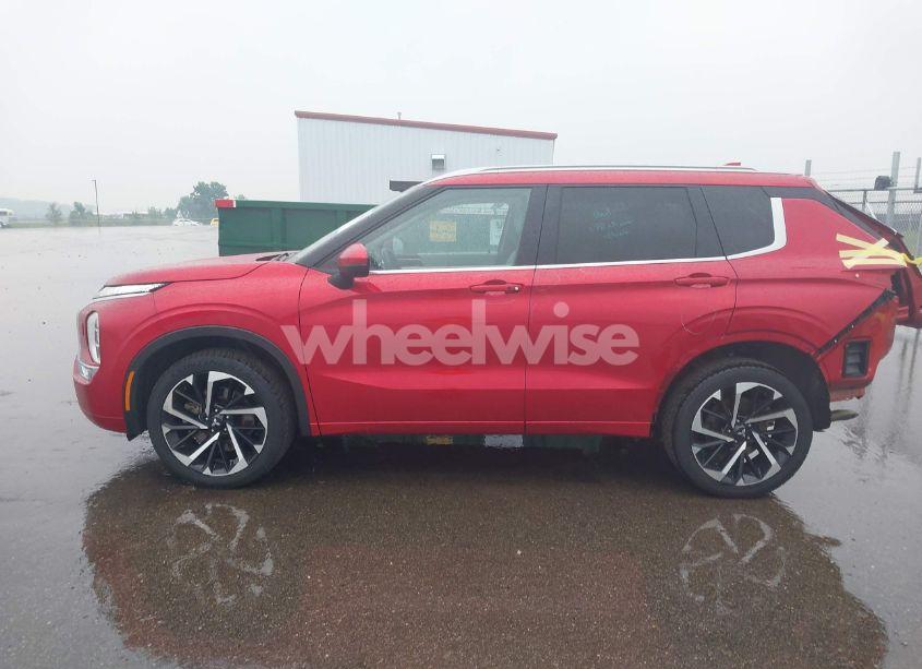 Photo 14 of 2022 Mitsubishi Outlander SEL 2.5 S-AWC/SEL LAUNCH EDITION S-AWC/SEL SPECIAL EDITION S-AWC (VIN JA4J4VA88NZ010640)