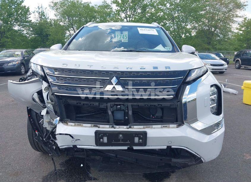 Photo 12 of 2022 Mitsubishi Outlander SEL 2.5 S-AWC/SEL LAUNCH EDITION S-AWC/SEL SPECIAL EDITION S-AWC (VIN JA4J4VA88NZ041208)