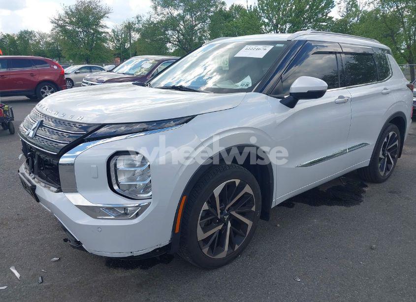 Photo 2 of 2022 Mitsubishi Outlander SEL 2.5 S-AWC/SEL LAUNCH EDITION S-AWC/SEL SPECIAL EDITION S-AWC (VIN JA4J4VA88NZ041208)