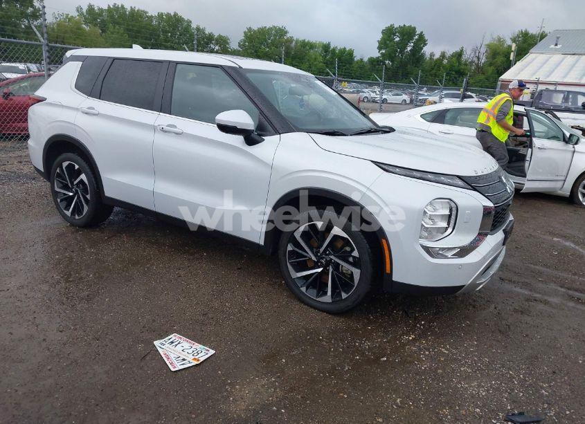 2024 Mitsubishi Outlander SE 2.5 S-AWC (VIN JA4J4VA88RZ014998) main photo