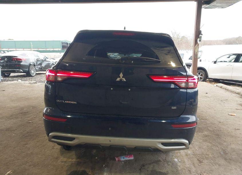 Photo 16 of 2024 Mitsubishi Outlander SE 2.5 S-AWC (VIN JA4J4VA88RZ015830)