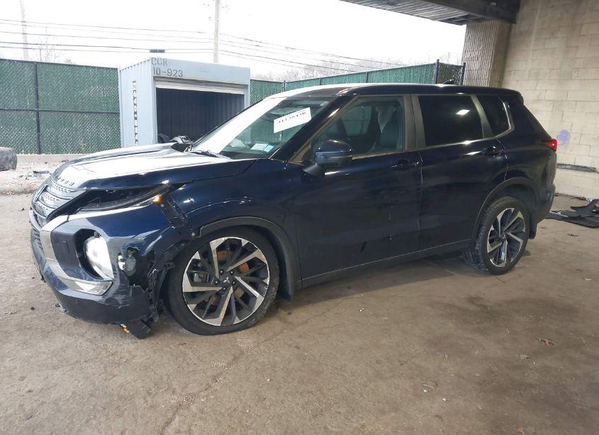 Photo 2 of 2024 Mitsubishi Outlander SE 2.5 S-AWC (VIN JA4J4VA88RZ015830)