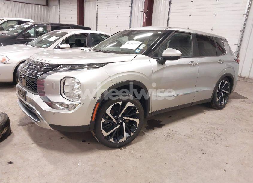 Photo 2 of 2024 Mitsubishi Outlander SE 2.5 S-AWC (VIN JA4J4VA88RZ018274)