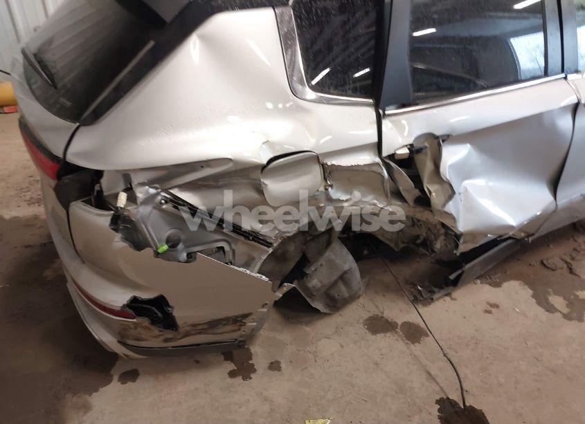 Photo 6 of 2024 Mitsubishi Outlander SE 2.5 S-AWC (VIN JA4J4VA88RZ018274)