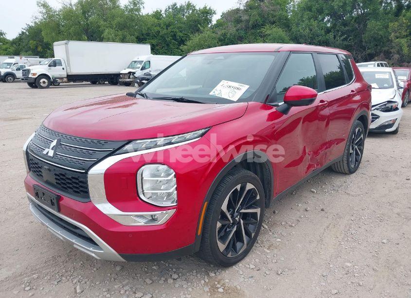 Photo 2 of 2024 Mitsubishi Outlander SE 2.5 S-AWC/SE BLACK EDITION S-AWC/SE BLACK EDITION W/PANO ROOF S-AWC/SE RALLIART S-AWC (VIN JA4J4VA88RZ050318)