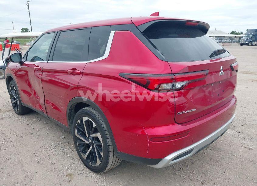 Photo 3 of 2024 Mitsubishi Outlander SE 2.5 S-AWC/SE BLACK EDITION S-AWC/SE BLACK EDITION W/PANO ROOF S-AWC/SE RALLIART S-AWC (VIN JA4J4VA88RZ050318)