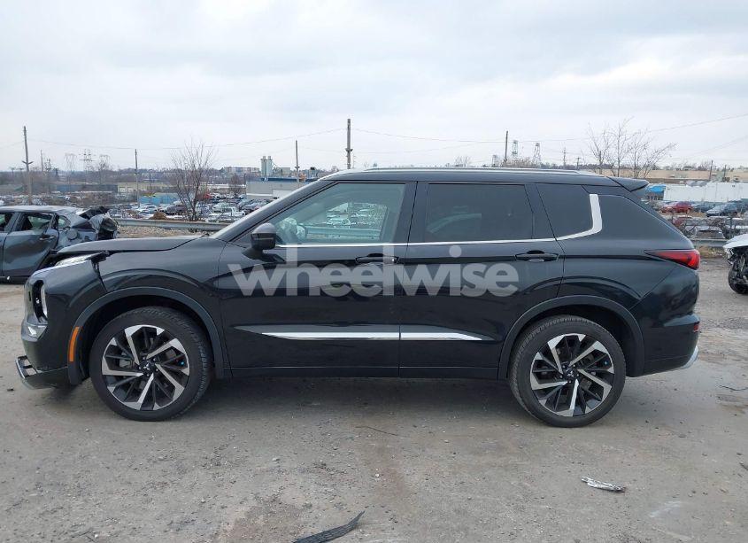 Photo 13 of 2022 Mitsubishi Outlander SEL 2.5 S-AWC/SEL LAUNCH EDITION S-AWC/SEL SPECIAL EDITION S-AWC (VIN JA4J4VA89NZ040018)